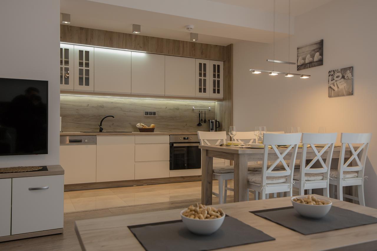 Apartamenty Sun Щирк Экстерьер фото
